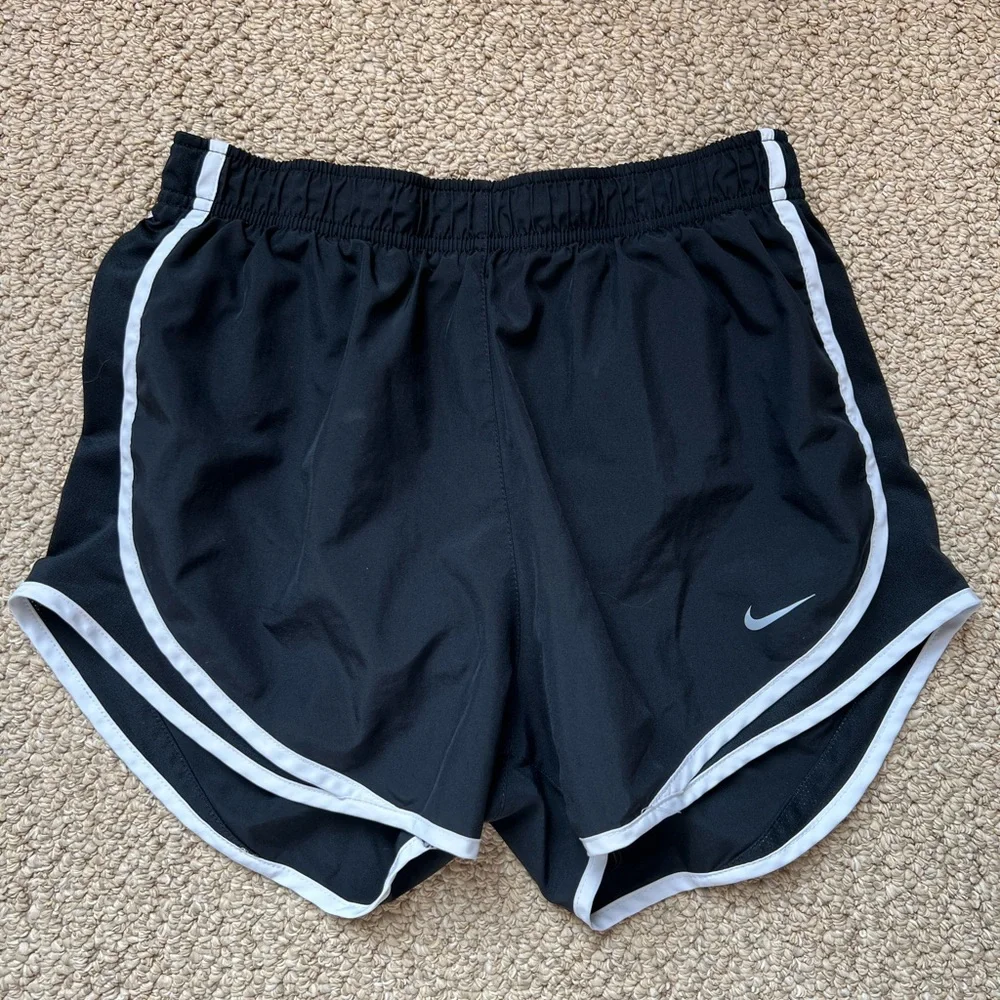 Nike black shorts - Picture 1 of 2